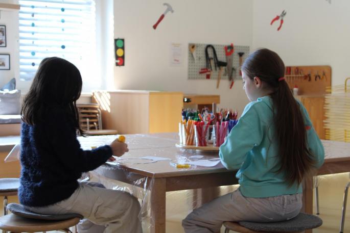 Alara und Zehra Kreativraum