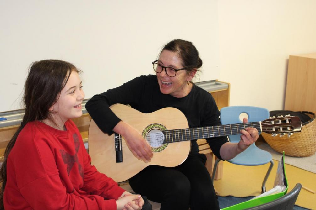 Ingrid und Hazal singen