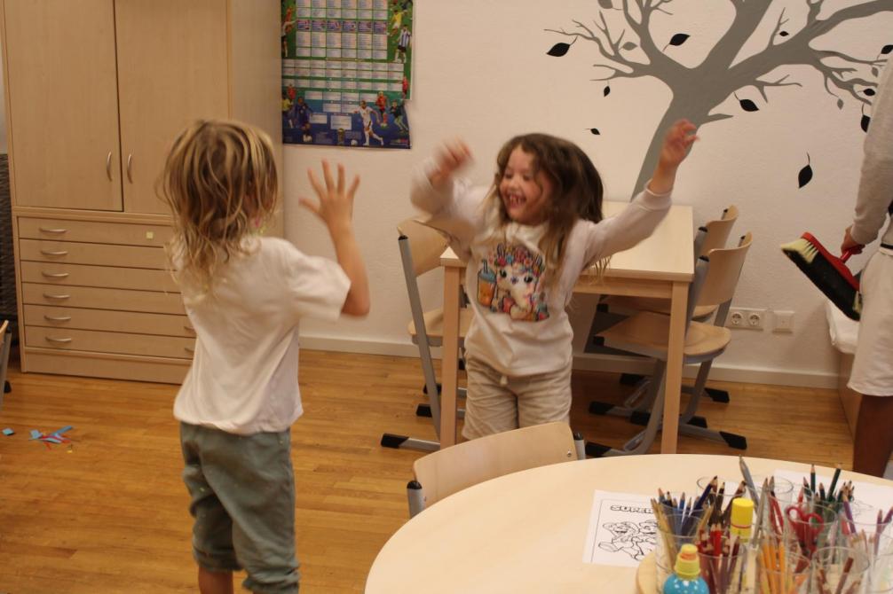 Kinder tanzen
